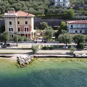 Torre - Atmosfera Romantica Brenzone